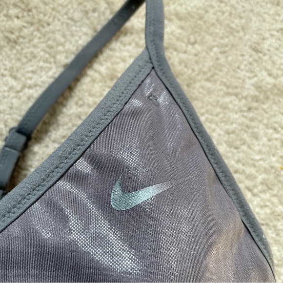 NIKE Iridescent Shimmer Sports Bra, Grey, Size S - Picture 3 of 4